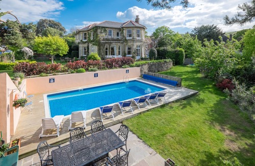 Shanklin Apartment | Luccombe Villa Holiday Apartments - The Pines apartment