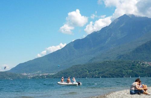 Consiglio di Rumo Apartment | Luci Balkon-Ferienwohnung (EG)