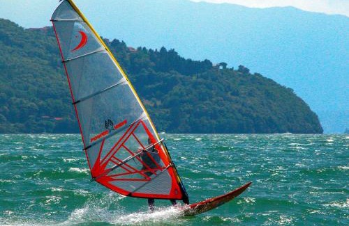 Consiglio di Rumo Apartment | Luci Balkon-Ferienwohnung (EG)