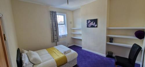 Hull House | Lucruios villa room 1