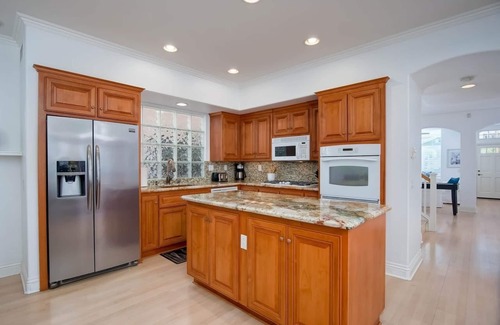 Townsite House | Lucy's Beach House,