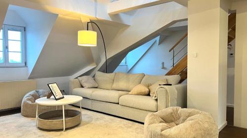 Ludwigsburg Apartment | LudwigsHome Zentral, Spacious, 120qm, Klima