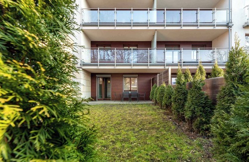 Krakow Apartment | Ludwinowska 11 Krakow | Spacious 3-Bedroom Apartment | Furnished Terrace | Quiet