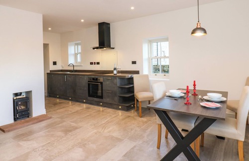 Penrith Cottage | LUHAM COTTAGE, pet friendly, with open fire in Langwathby