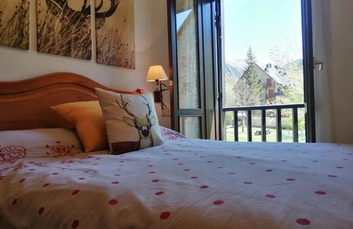 Taull Apartment | Lujo y vistas - hidromasaje, fuego y piscina en la montaña - Herbasabina 5