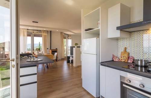 Gardone Riviera Apartment | Lukas Lake View & parking place, Gardone Riviera, Italy