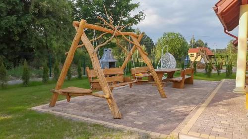 Kruklanki Villa | Luksusowe domy na Mazurach nad jeziorem 2