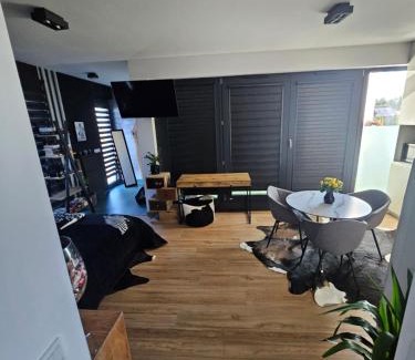 Pradnik Bialy Apartment | Luksusowy apartament 60 m z jacuzzi oraz z ogródkiem na dachu na wyłączność !