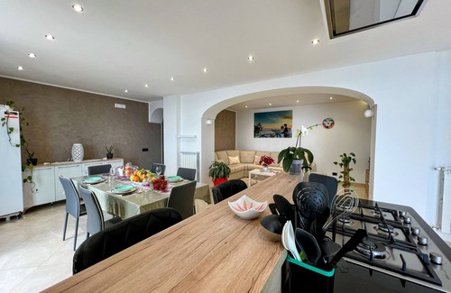 Conca dei Marini House | L’Ulivo Blu house, 5km from AmalfinPanoramic view on the Amalfi Coastnn