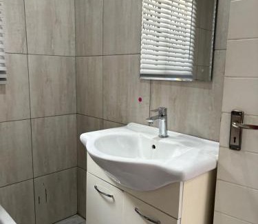 Nelspruit House | Lulu's guest house