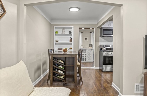 Royal Oak House | Lulus Place: Modern Farmhouse minutes from downtown
