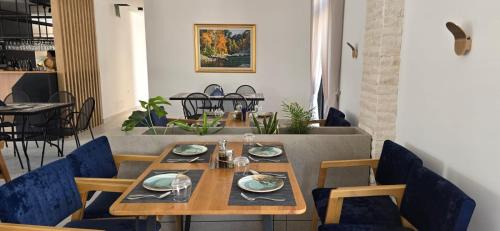 Jala Hotel | Lumi i Bardhe Hotel & Restaurant