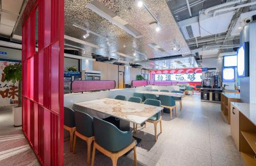 Hong Kou Hotel | Lumijia Rainbow Hotel