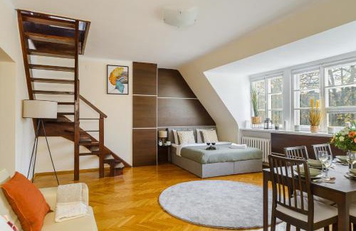 Lodz Apartment | Lumina duplex apartment in Old Town Warsaw
