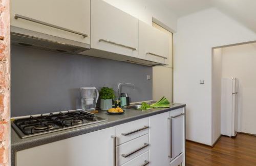 Lodz Apartment | Lumina duplex apartment in Old Town Warsaw