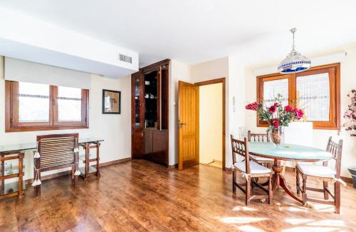 Beiro Apartment | Luminoso Alhambra View Suite - El Laurel