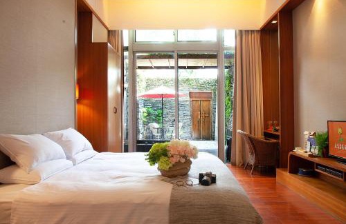 Luye Hotel | Luminous Hot Spring Resort & SPA