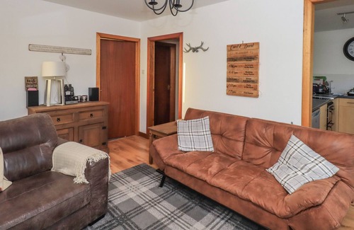 Dumfries House | LUSA LODGE, pet friendly, character holiday cottage in Dumfries