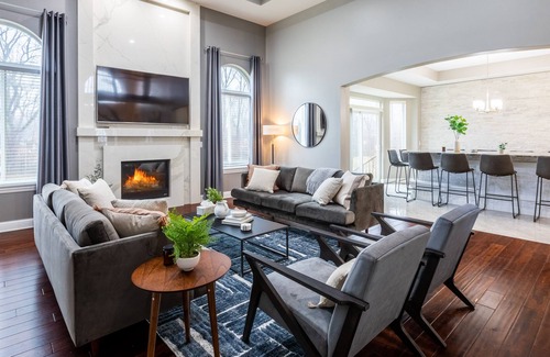 Rochester Hills House | Lux 2,800 SF Rochester Hills Home