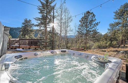 Bailey House | Lux Cabin Escape W Hot Tub & Patio