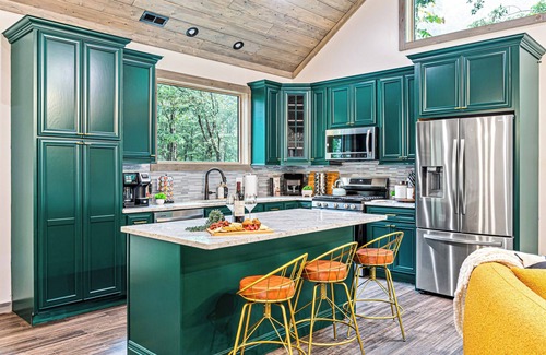 Boone Ski Chalet | Lux Home, Hot tub, Firepit, Game & Movie Rooms, Boone-12min