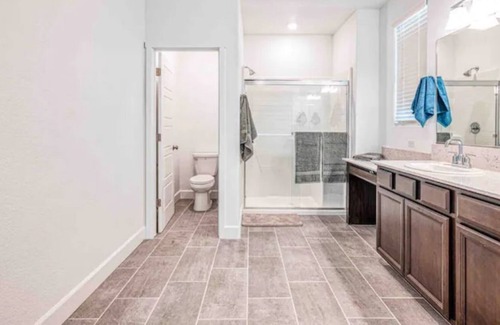 Merced House | Lux Newly Built-5 Bedroom Home 5 Mins To UC