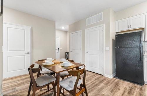Melbourne Apartment | Luxe 1BR/1BA: Dive, Rest, Explore. Book Now!