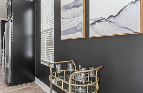 Charlotte House | Luxe 3BR King Townhouse w/Rooftop in Uptown CLT!
