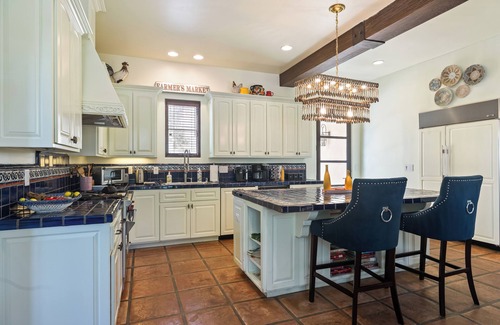 Bermuda Dunes Villa | Luxe 7BDR Oasis w/Pool, Putting Green, Game Room | Villa Del Gallo by AvantStay