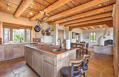 Borrego Springs House | Luxe Adobe Retreat w/Mountain & Golf Course Views