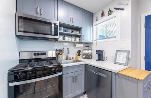 Harbor House | Luxe and Modern South Bay ADU