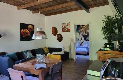 Breezand Bed & Breakfast | LUXE Bloemenzicht 4 personen, BnB, 10 minuten van zee
