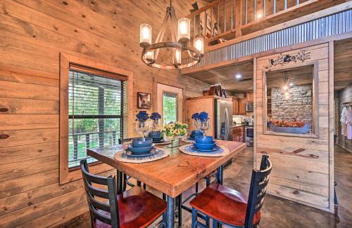 Broken Bow House | Luxe Broken Bow Cabin with Tesla Charging Station