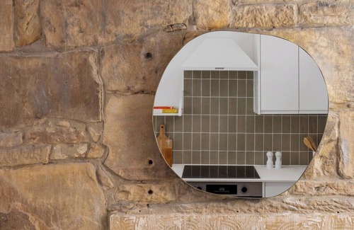 Rothbury Apartment | Luxe Design - Boutique Cottage - Heart of Rothbury