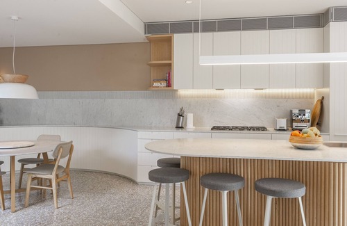 Forest Lodge House | Luxe family home w/pool near City and Darling Harbour