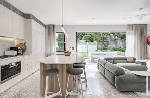 Forest Lodge House | Luxe family home w/pool near City and Darling Harbour