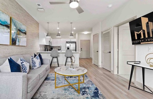 East Raleigh Apartment | Luxe Living 5 Min From Downtown
