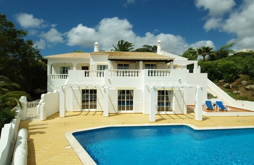 Vila do Bispo Villa | Luxury 4/5 Bed Villa with Private Pool, Sea, Golf and Lake Views