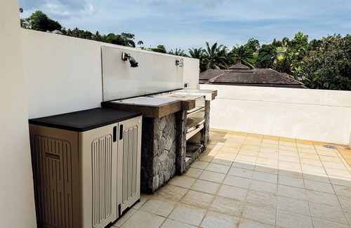 Cherngtalay Condo | Luxurious 3 Bedroom Penthouse Condo/Apartment