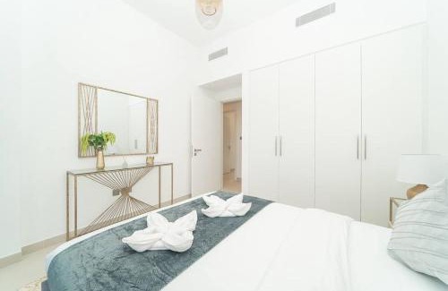 Dubai Villa | Luxurious 3 BR with Maid Room in Arabian Ranches 2