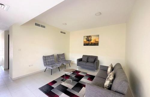 Al Riffa Apartment | Luxurious 3B Villa with Balcony in Ras Al Khaimah