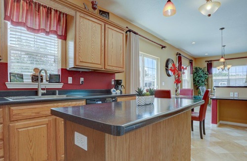 Ken Caryl House | Luxurious 4-Bed, 4.5 Bath, House in the Foothills of Denver.