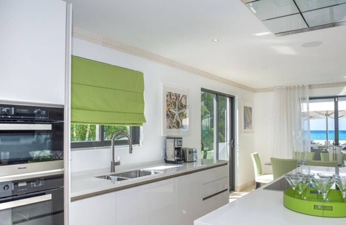 Fitts Village Villa | Luxurious 4 bedroom beachfront villa on the west coast of Barbados