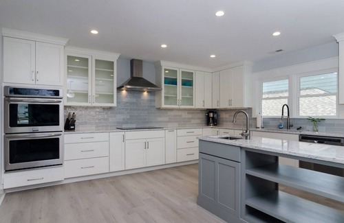 Wrightsville Beach House | Luxurious 6BR Home w Dock Access Hot Tub and Sauna