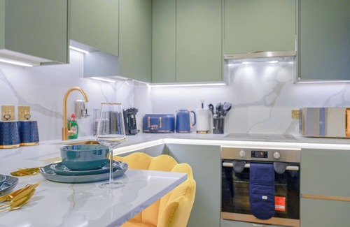 Northcote Apartment | Luxurious Apartment Getaway in Central London