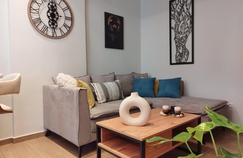 Loutraki-Agioi Theodoroi Apartment | Luxurious apartment in the heart of town !