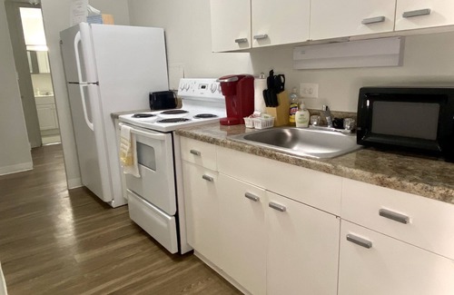 Lafayette Park Apartment | luxurious Apt, W/pool and gym monthly stays40% off!