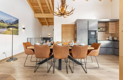 Sankt Lambrecht House | Luxurious chalet perfectly located on the slope