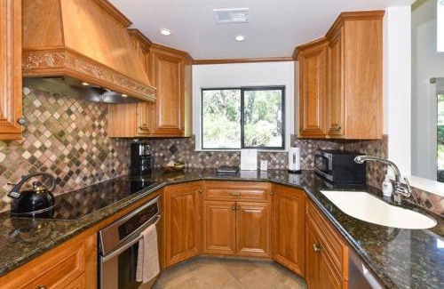 Napa House | Luxurious Condo with Zen Garden at Silverado
