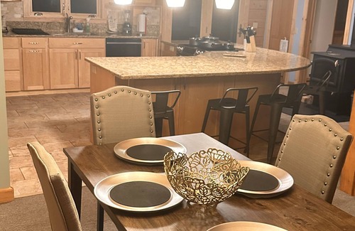 Corning Cabin | Luxurious country retreat for a family, couple or professional group!